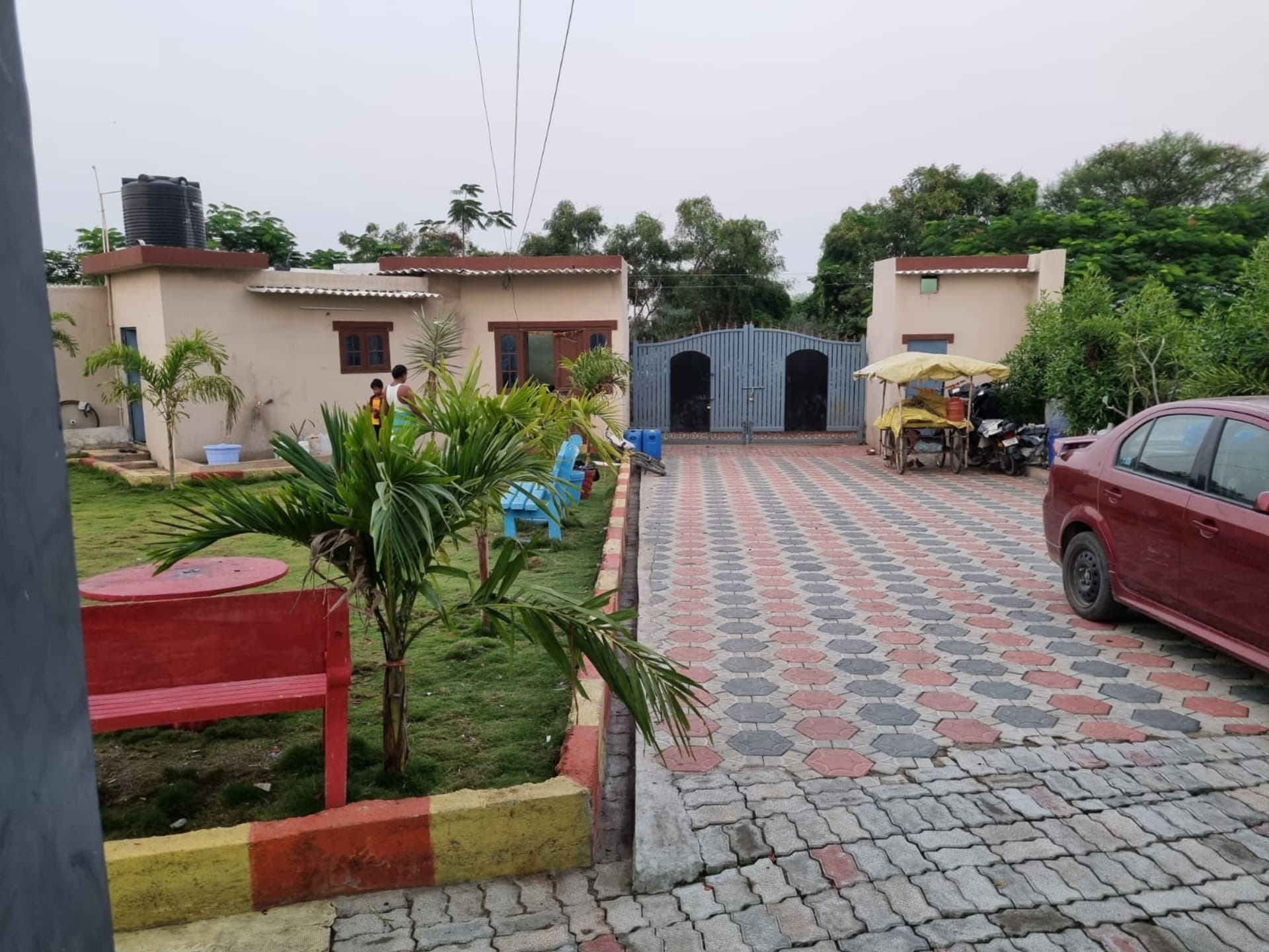 4zone farmhouse 2